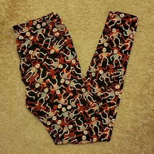 Lularoe OS Skeleton Halloween Leggings